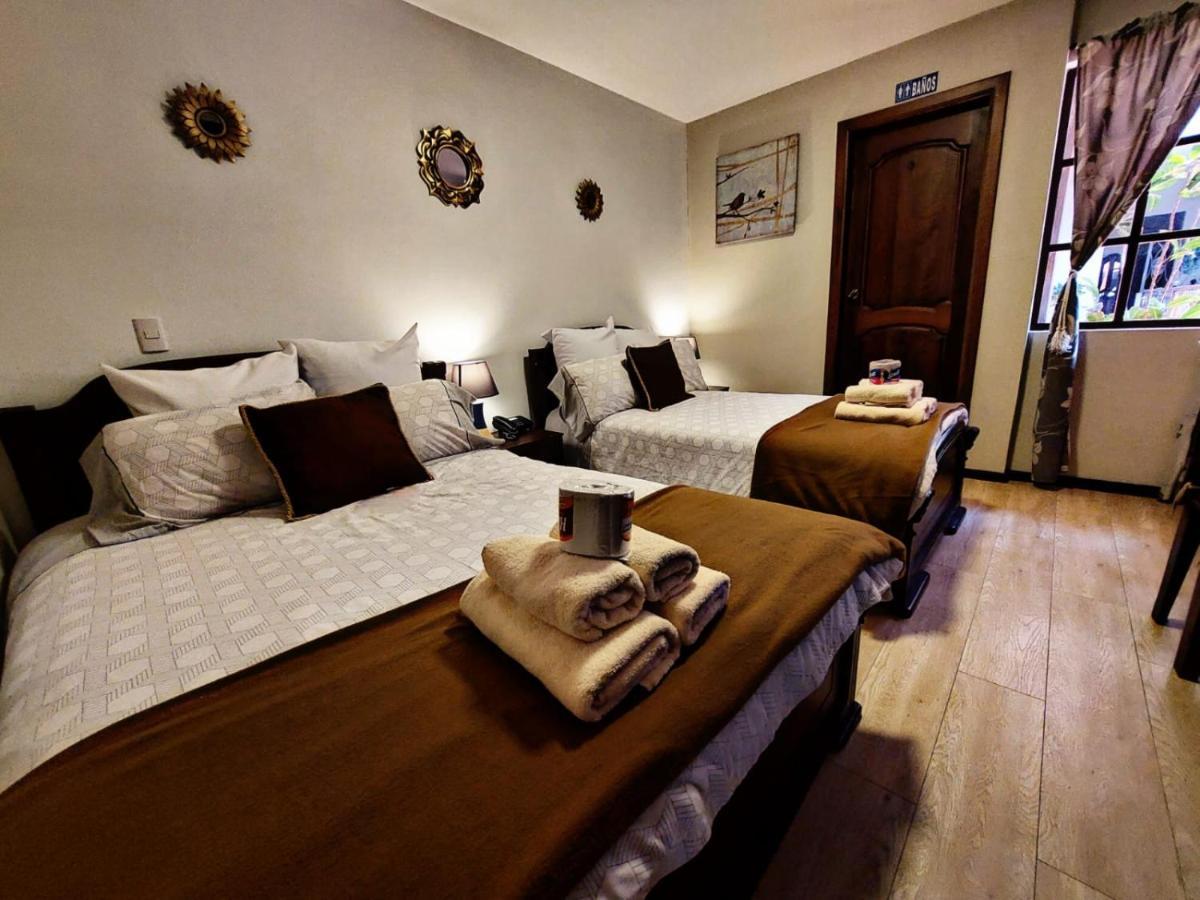 Hotel En El Centro Historico กูเอ็งกา ภายนอก รูปภาพ