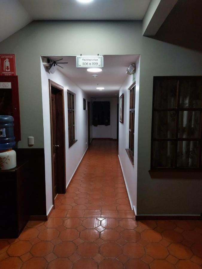Hotel En El Centro Historico กูเอ็งกา ภายนอก รูปภาพ