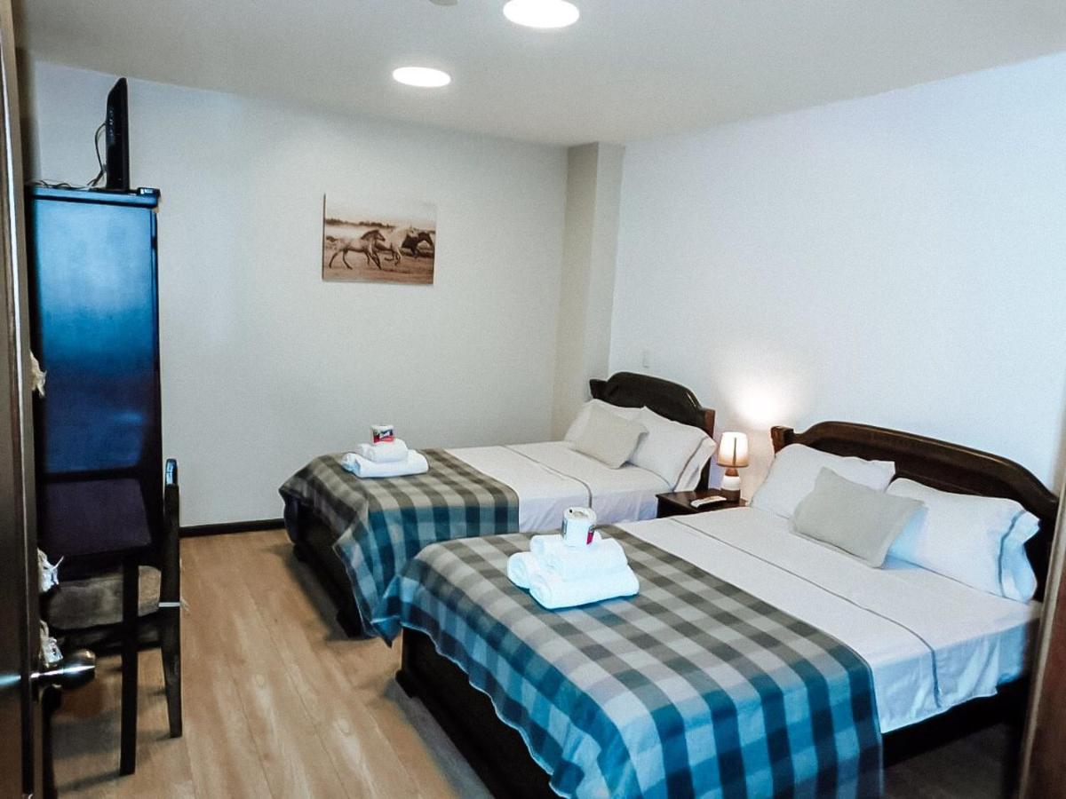 Hotel En El Centro Historico กูเอ็งกา ภายนอก รูปภาพ